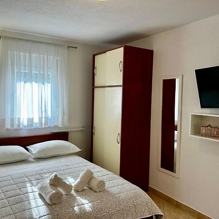 Dinka Apartment Trogir Bagian luar foto